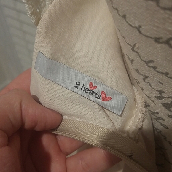 2 Hearts Lace Dress - Picture 3 of 4